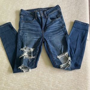 Hi-Rise Short Ripped Jeggings